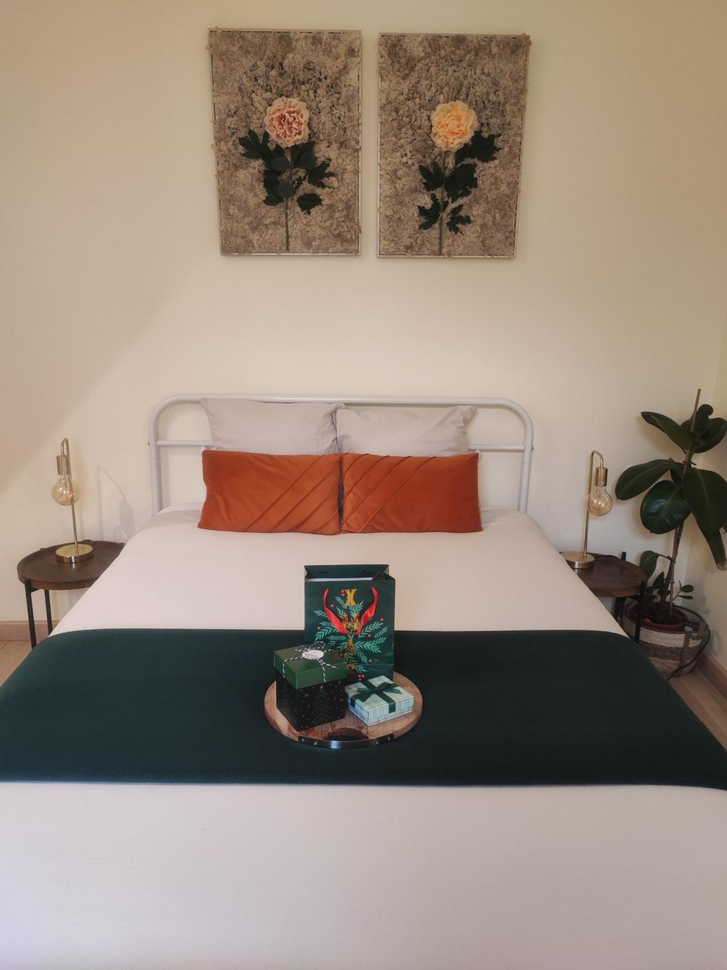 Le Cocoon Dore Пуатье Экстерьер фото