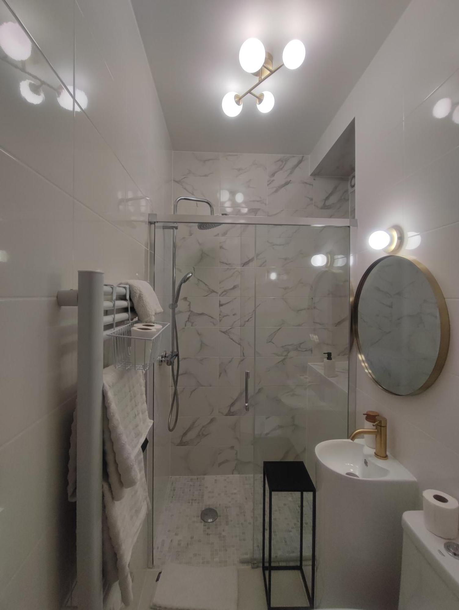 Le Cocoon Dore Пуатье Экстерьер фото